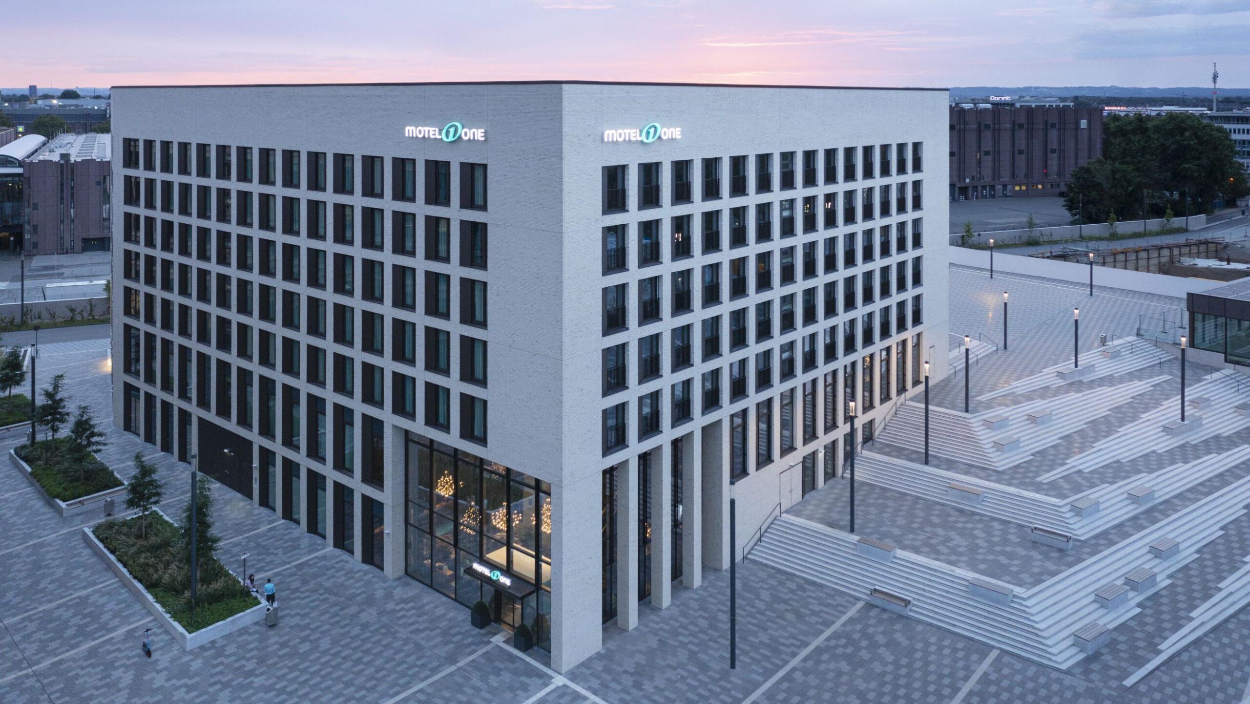 Adina + Motel One – Hotels Messe City Köln